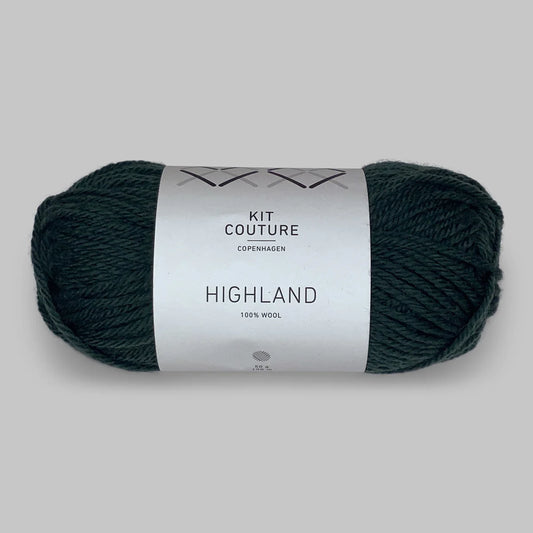Highland Yarn Dark Green 147