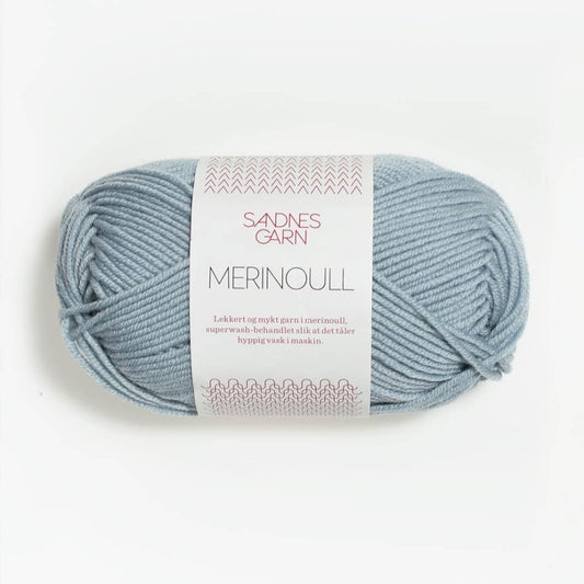 Blue merino sandnes garn wool