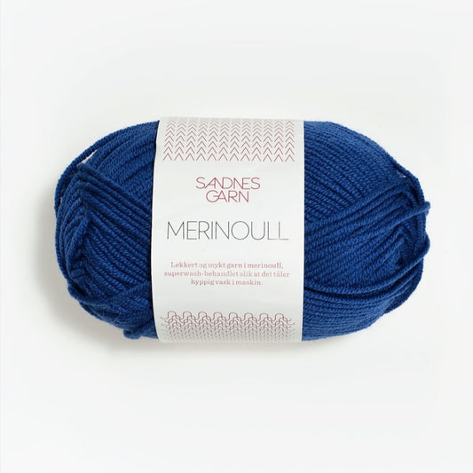 Electric Blue merino sandnes garn wool